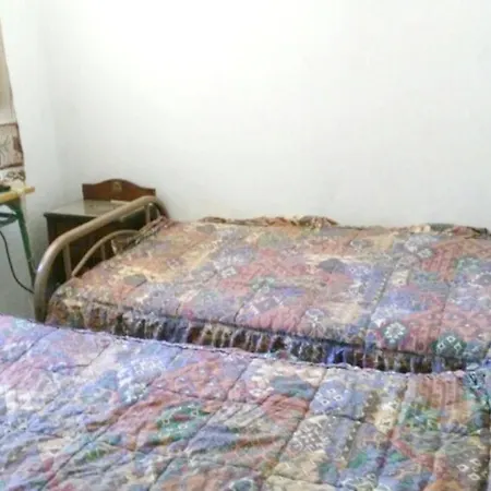 4 Bedrooms House With Furnished Garden At