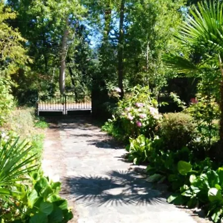Dom wakacyjny 4 Bedrooms House With Furnished Garden At