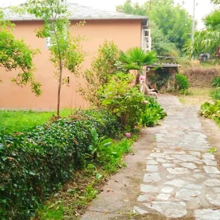 4 Bedrooms House With Furnished Garden At Baralla